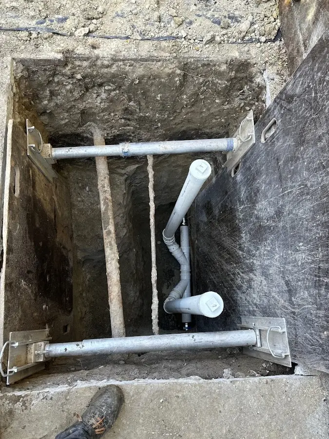Experienced plumber completing Gas Line Repair work in Bellbrook